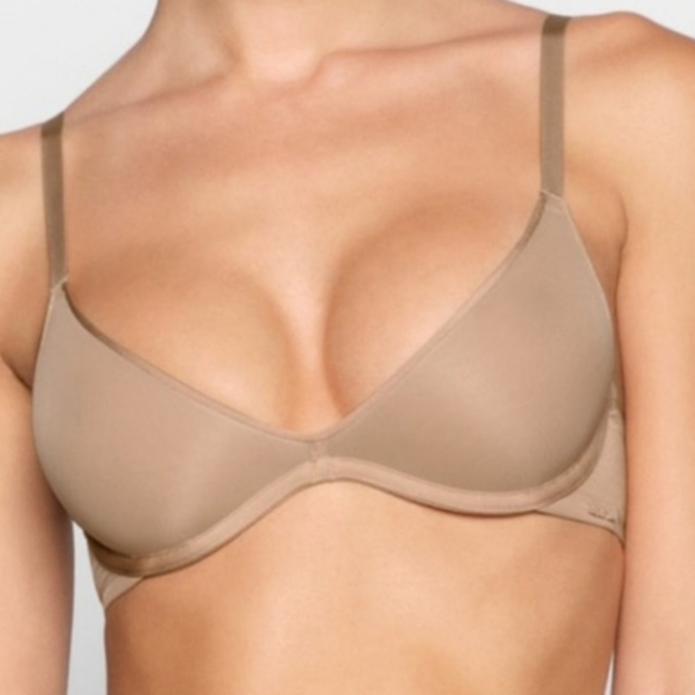 Skims Weightless Scoop 3D Woven Knit “Foam” Underwire Bra in Clay Tan Size 34H